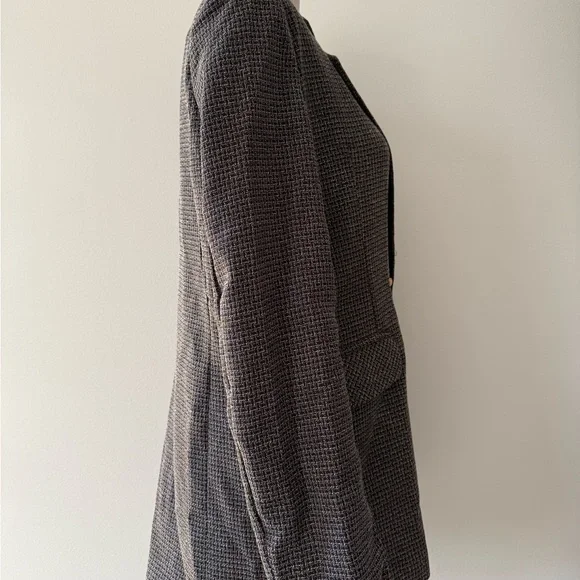 Women's Black Blazer - Picture 2 of 5